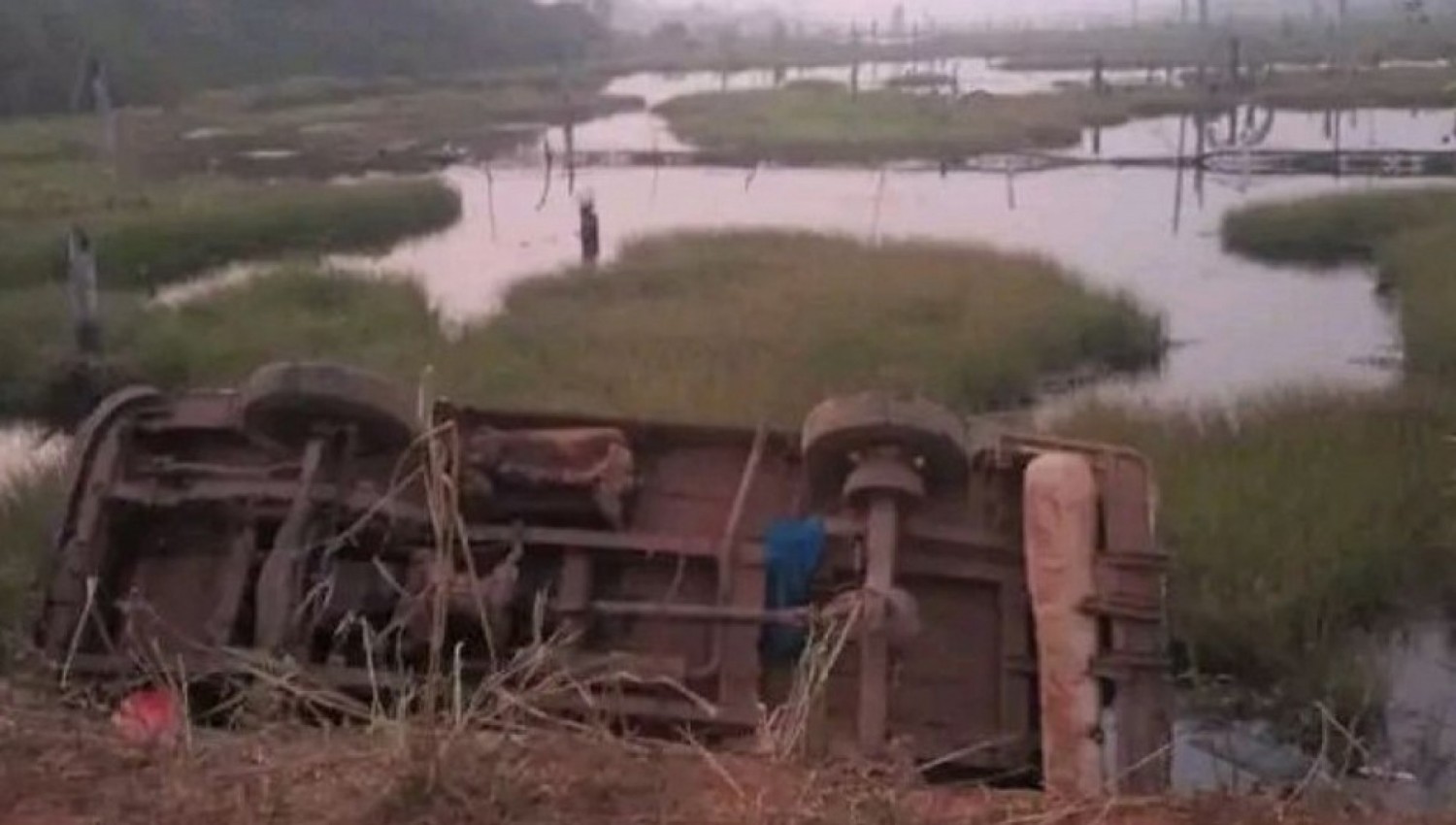 Côte d'Ivoire : Daloa, un mini-car termine sa course dans un fleuve, 3 morts et plusieurs blessés enregistrés