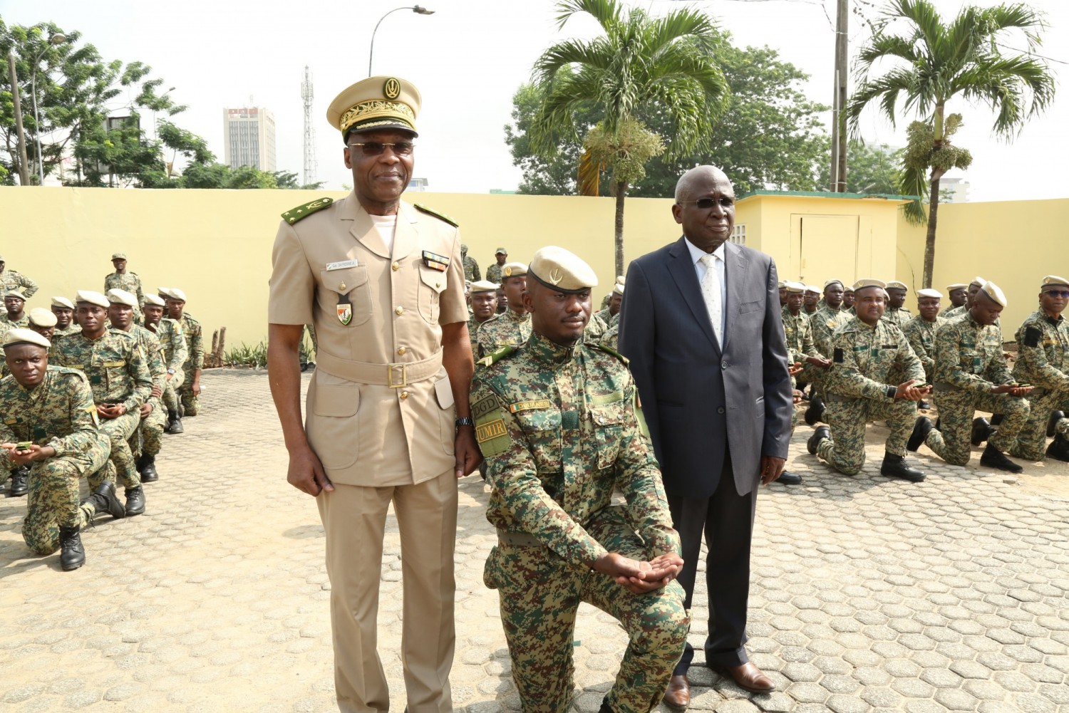 Côte d'Ivoire :    Douanes, 239 sous-officiers promus au grade de Sergent en fin de formation ont reçu leur épaulettes