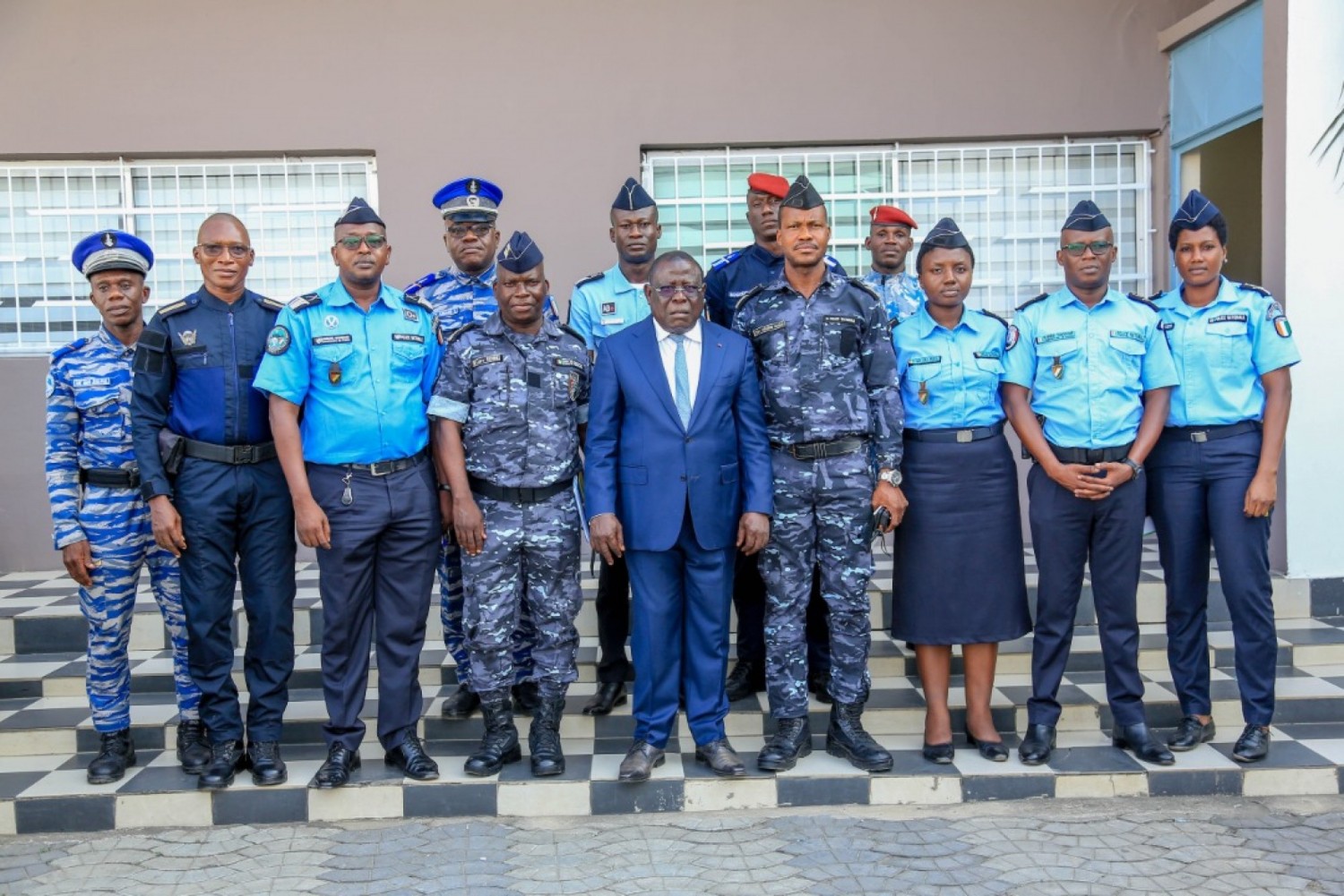 Côte d'Ivoire :    Koumassi, face à l'insécurité, le maire Bacongo informe les Forces de défenses et de sécurité de la création d'un commissariat additionnel