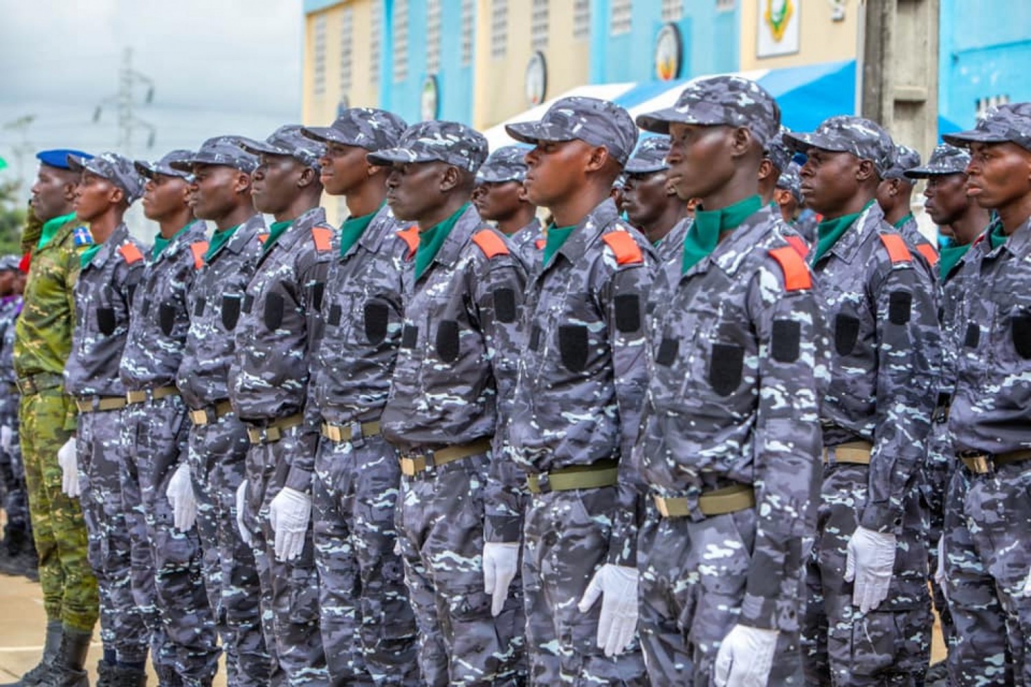 Côte d'Ivoire : Présentation au drapeau des recrues de la Police Nationale, trois élèves radiés pour consommation de  drogue