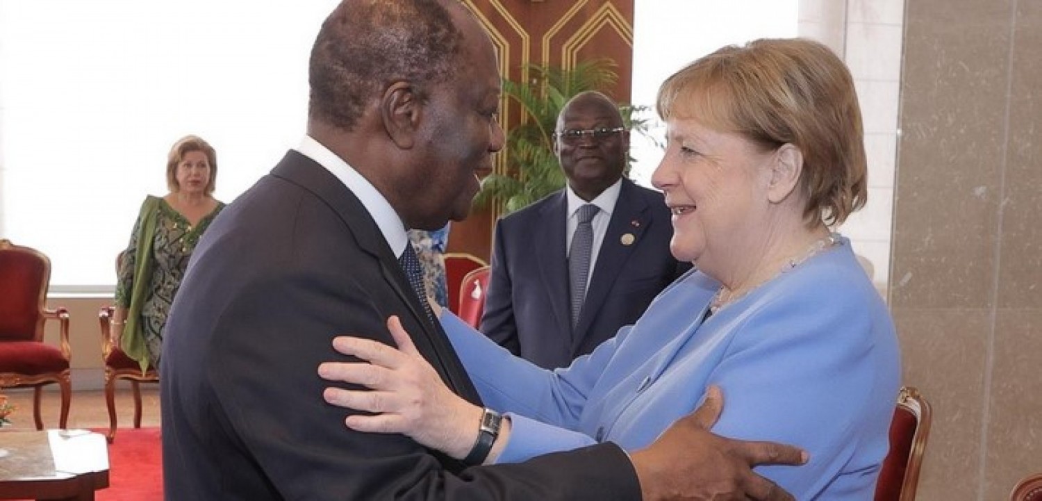 Côte d'Ivoire :   Remise du prix FHB à Merkel, Ouattara salue le courage de la lauréate et annonce que son gouvernement entend perpétuer les valeurs de paix et de solidarité