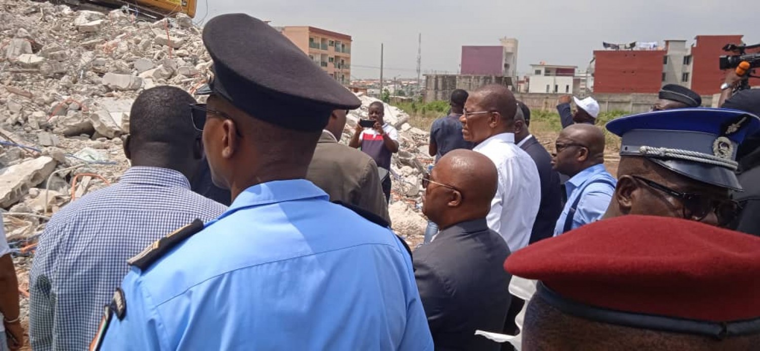 Côte d'Ivoire : Effondrement d'un immeuble R+4 à Angré, sur le site, Bruno Koné annonce des sanctions, le maître d'ouvrage activement recherché