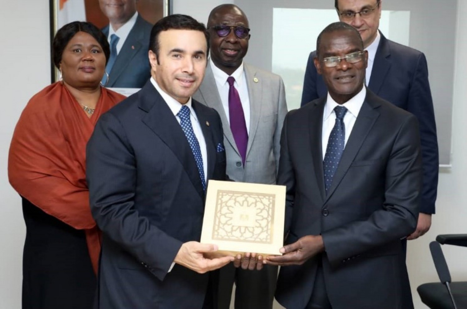 Côte d'Ivoire : Le nouveau président d'Interpol évoque avec le Ministre Vagondo la numérisation des services de police pour une lutte plus efficiente contre les menaces sécuritaires