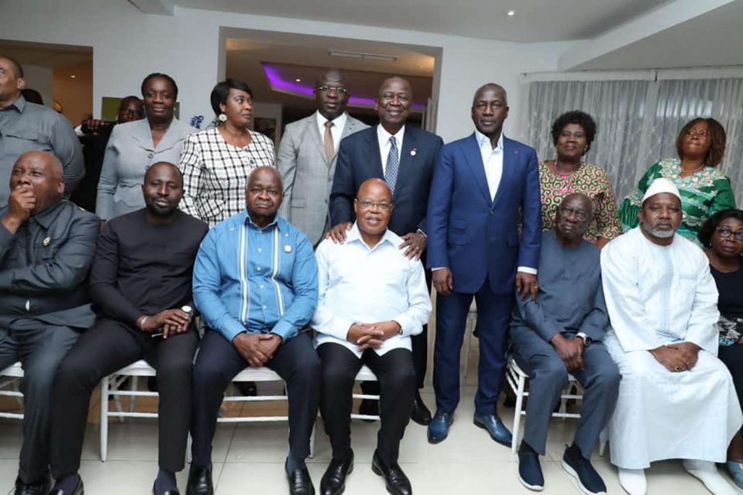 Côte d'Ivoire : Le PAN Bictogo reçoit le soutien d'Ahoussou et des Députés dont Hubert Oulaye suite à l'atterrissage d'urgence de l'hélicoptère à bord duquel il se trouvait