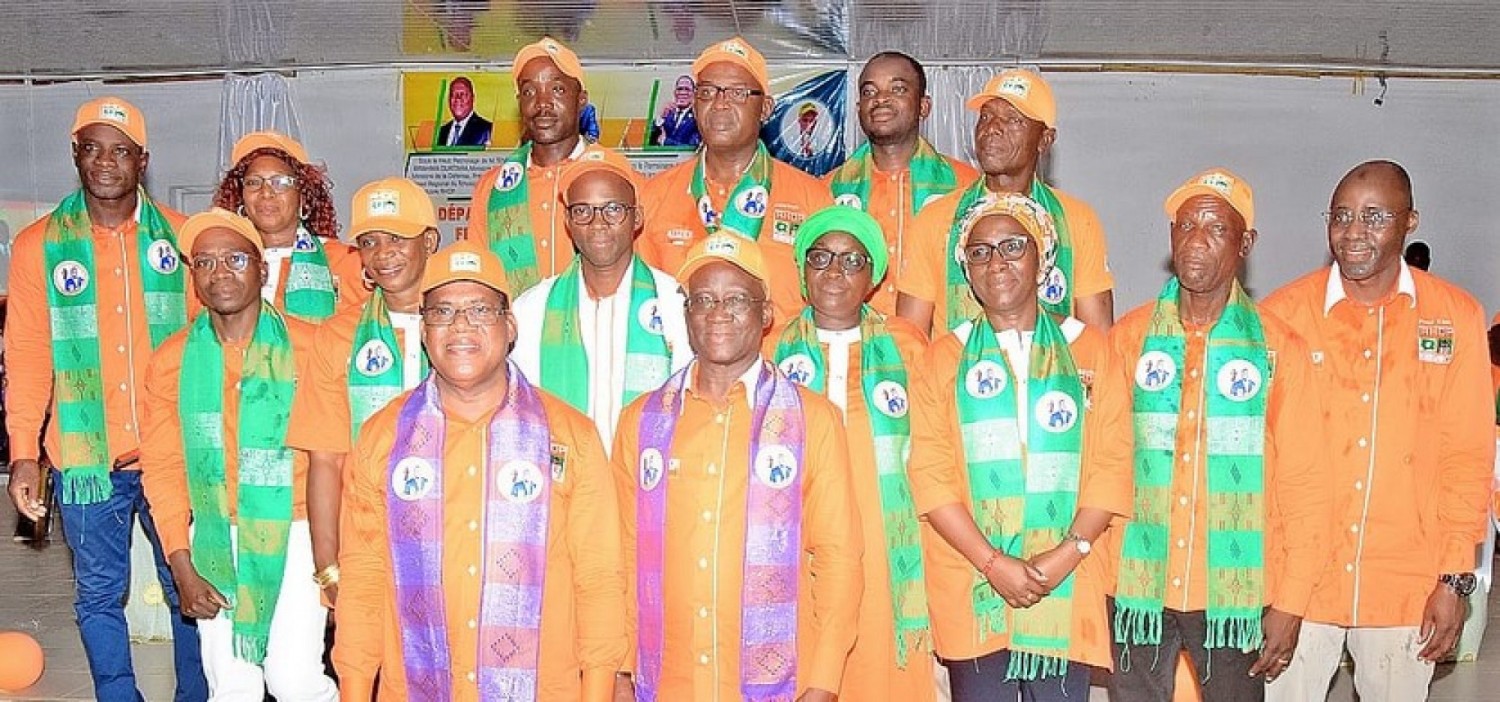 Côte d'Ivoire :   Ferké, le RHDP investit ses délégués de zone, ses secrétaires de section, ses présidents de comités de base et ses responsables de structures décentralisées