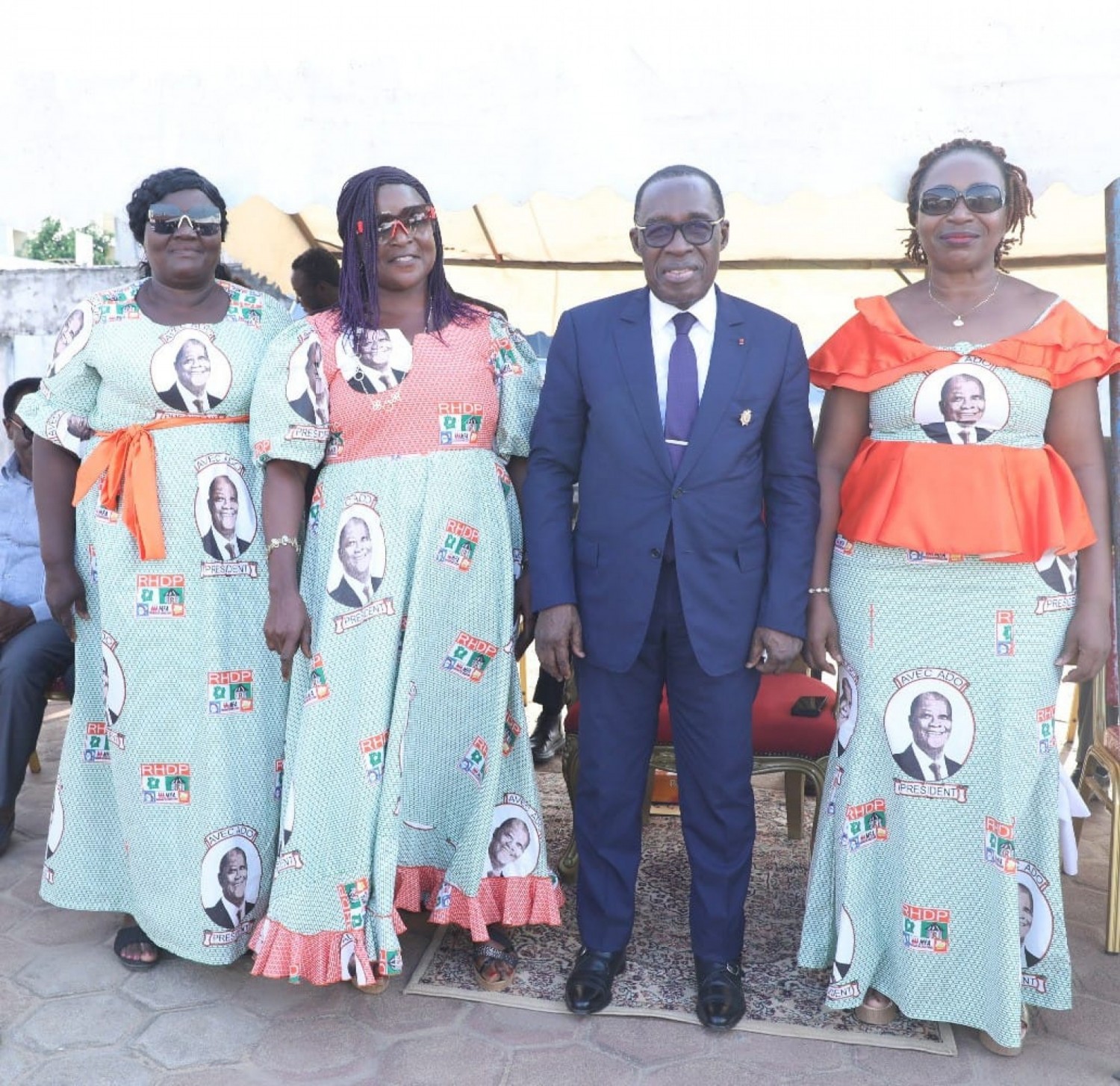Côte d'Ivoire : Grand-Bassam, Aka Aouélé convainc des femmes proches du parti de Simone Gbagbo à  rejoindre le RHDP