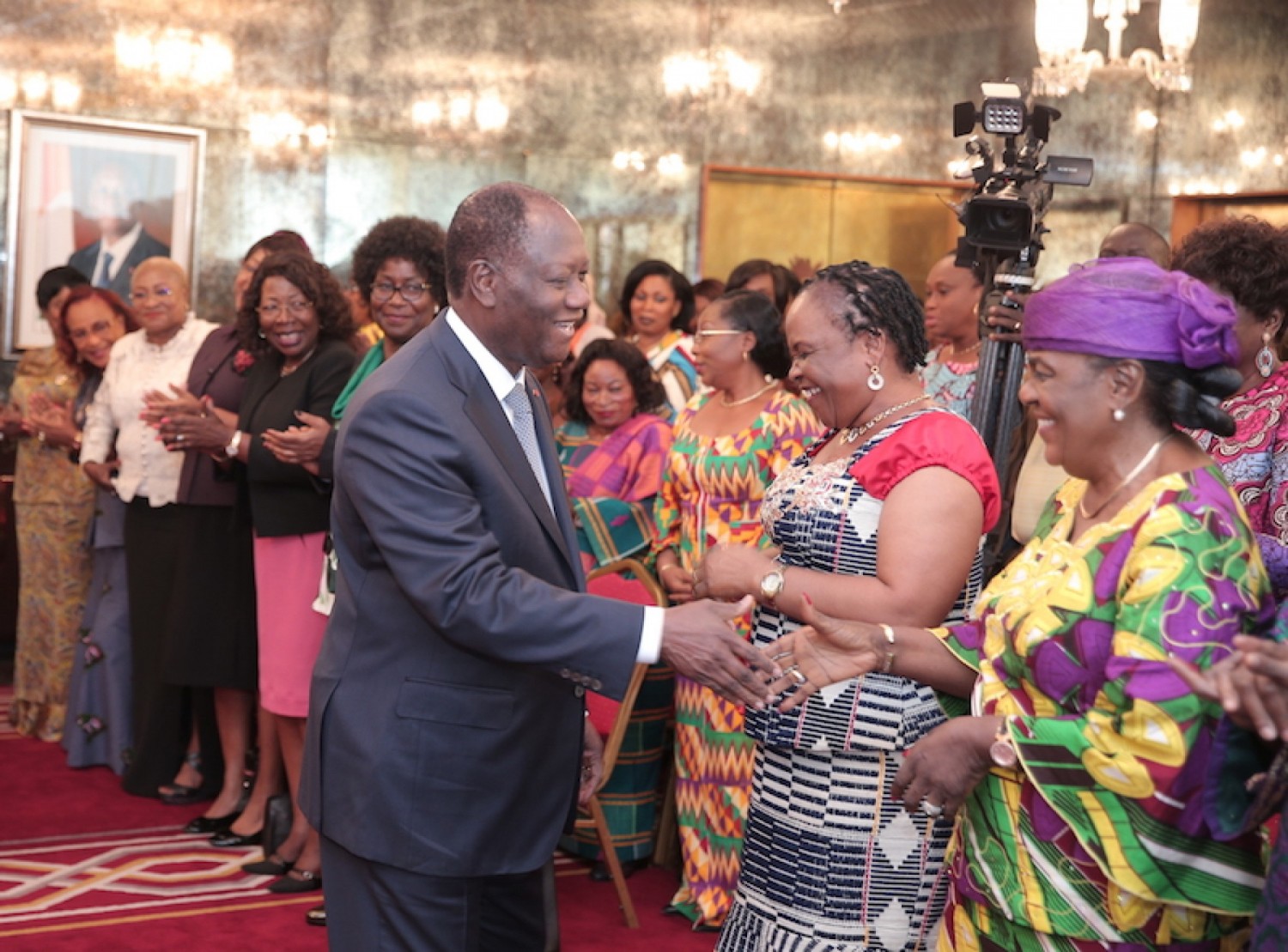 Côte d'Ivoire : JIF 2023, Ouattara rend hommage aux 14 millions de ses  concitoyennes pour leur apport décisif au développement du pays