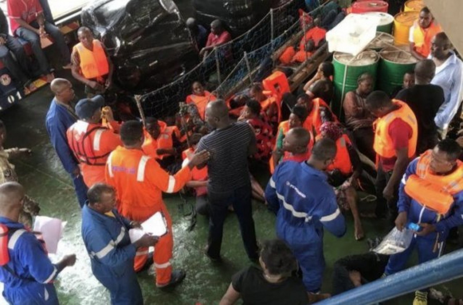 Gabon : Un mini ferry coule en haute mer entre Port Gentil et Libreville, deux morts et 28 disparus