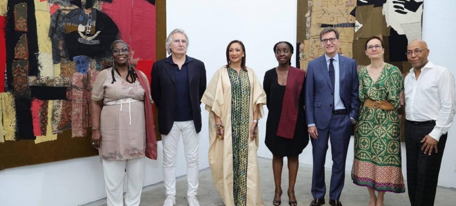 Côte d'Ivoire :    Après Venise, 23 œuvres d'arts d'Antoni Clavé exposées à la Fondation Donwahi, François Remarck satisfaite de la politique de promotion des arts et de la culture