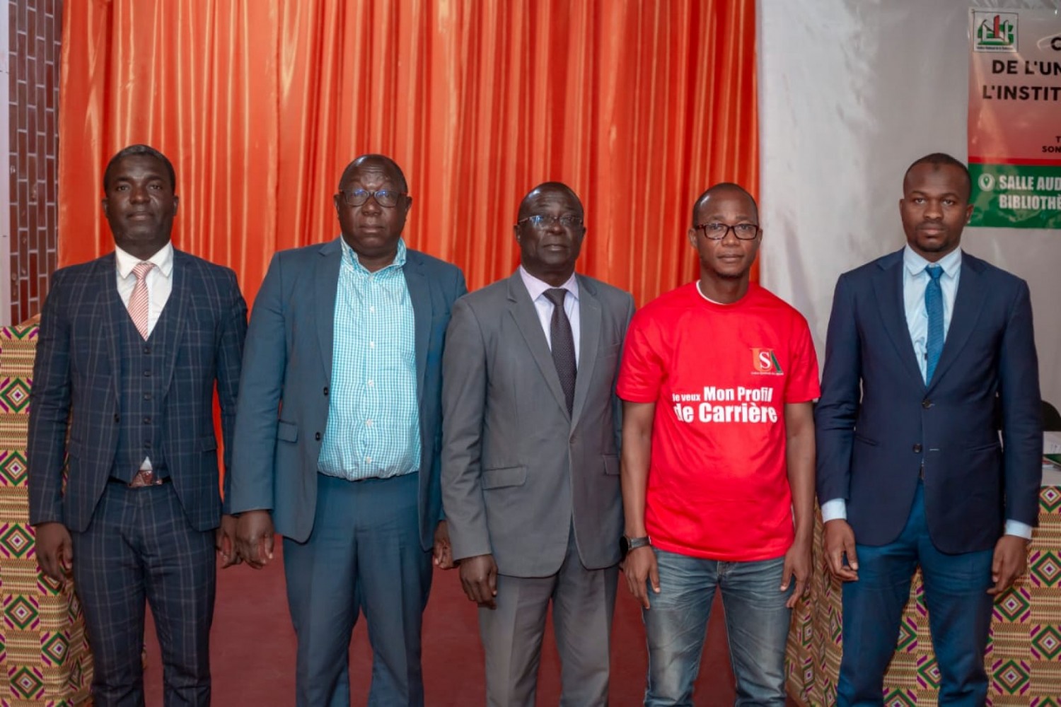 Côte d'Ivoire : Les agents de l'INS plaident pour leur profil de carrière, Ouattara et Achi appelés au secours