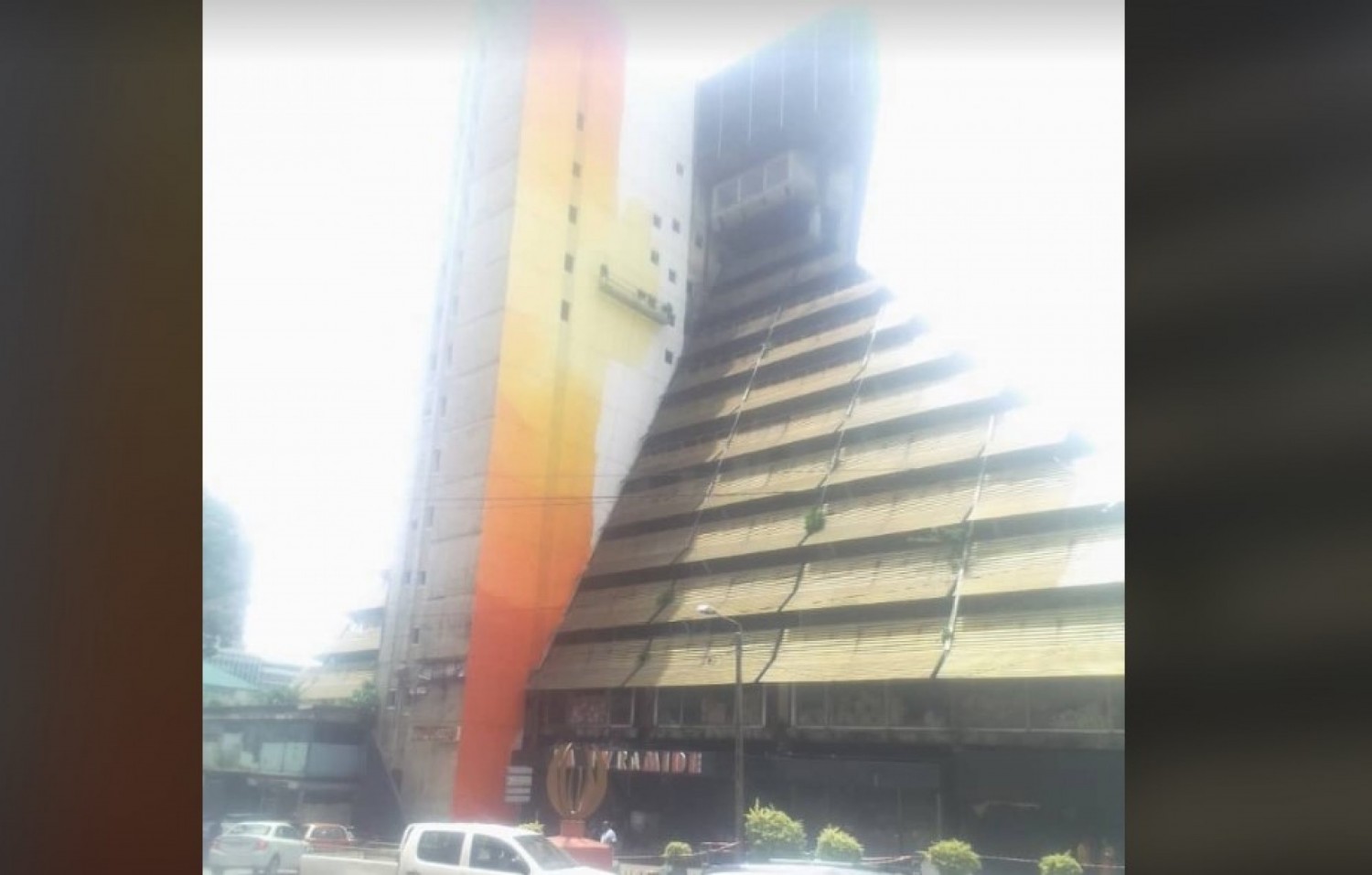 Côte d'Ivoire : Peinture de la façade de l'immeuble La Pyramide pas une réhabilitation, mais une œuvre des volontaires
