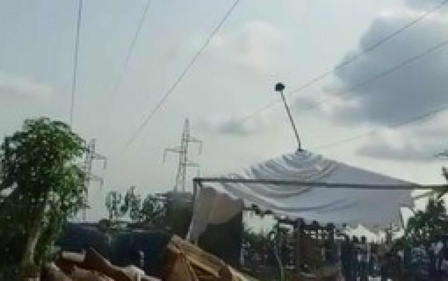 Côte d'Ivoire : Ils prennent le risque d'organiser une manifestation sous des lignes à hautes tensions, des victimes recensées à Williamsville