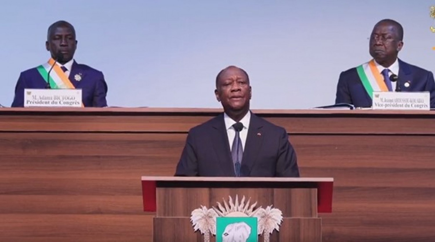 Côte d'Ivoire :  Ouattara soumet des modifications constitutionnelles, sénatoriales entre novembre et décembre