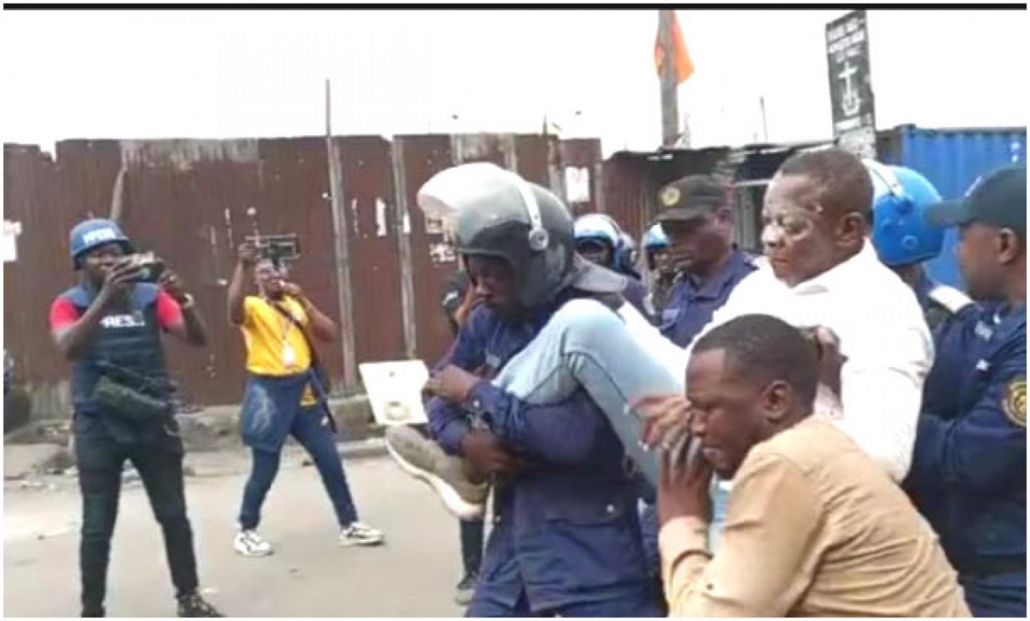 RDC : Un député proche de Moïse Katumbi inculpé après son passage sur un plateau télé