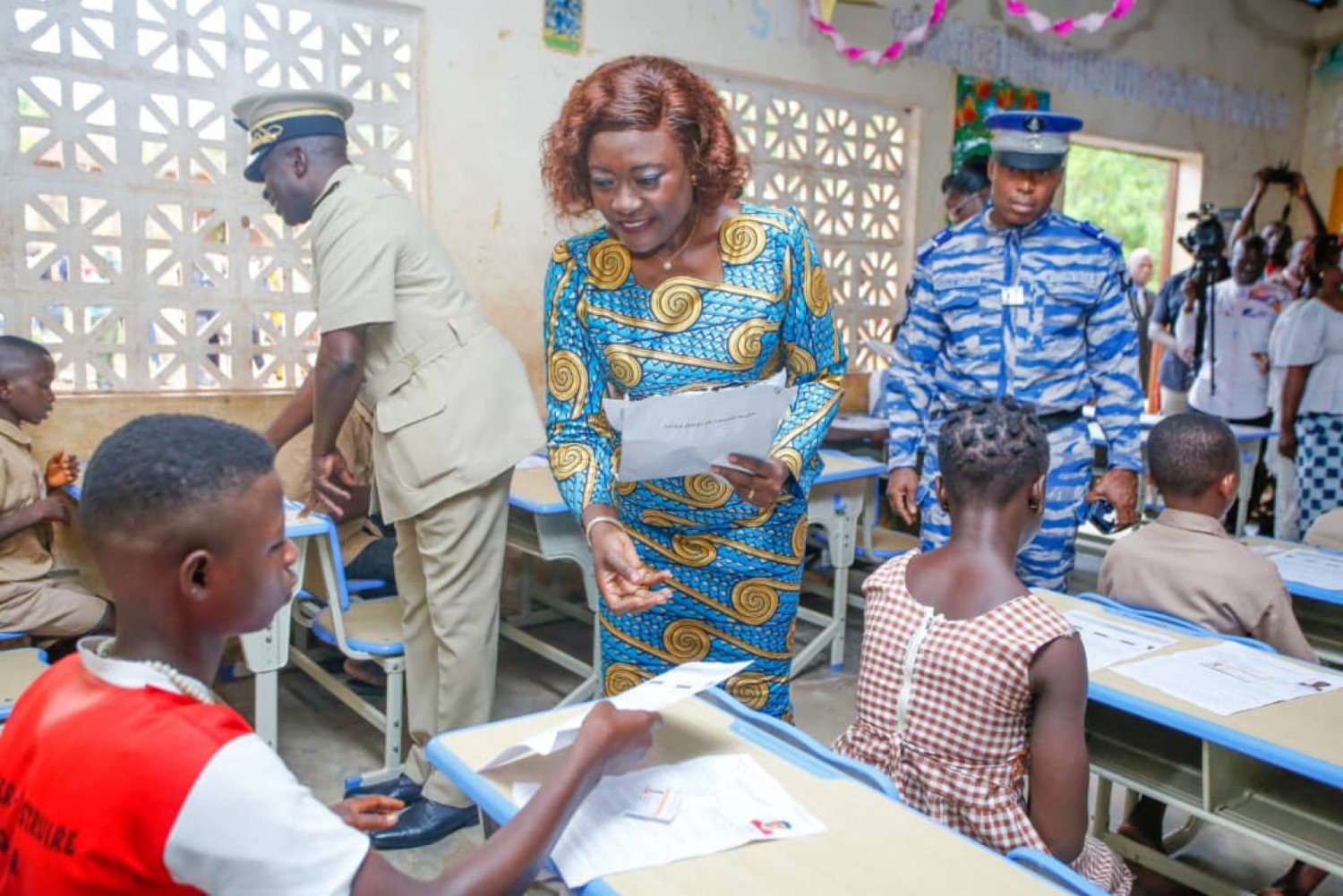 Côte d'Ivoire : Gbêkê, procédant au lancement du CEPE à Botro, Mariatou Koné aux candidats « Ne trichez pas... »