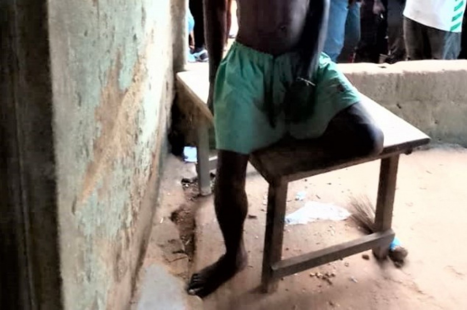 Côte d'Ivoire : Montézo (Alepé), après une dispute avec sa femme un jeune se donne la mort par pendaison