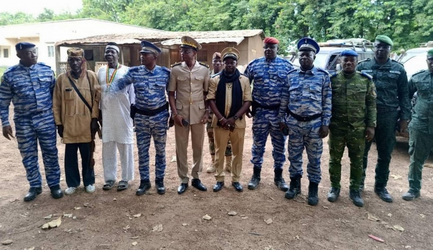 Côte d'Ivoire :   Région du Folon, deux agents des Eaux et Forêts enlevés et bastonnés par des trafiquants puis retrouvés dans un village malien