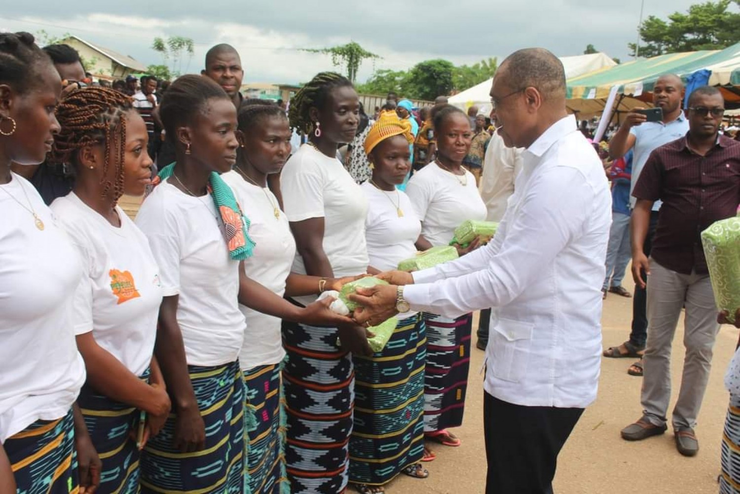 Côte d'Ivoire : Adama Coulibaly honore plus de 4000 femmes à Dimbokro