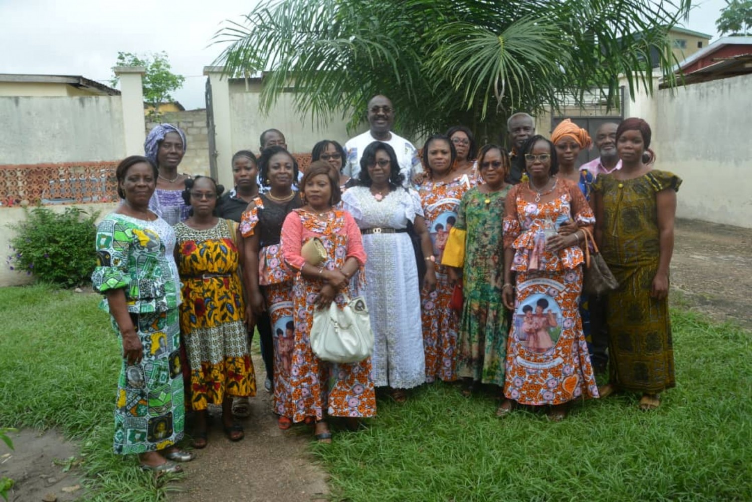 Côte d'Ivoire : Municipales 2023, des femmes à Yavo François, candidat du PDCI-RDA : « Nous ne pouvons que vous appelez Monsieur le Maire pour votre vision futuriste d'Agboville »