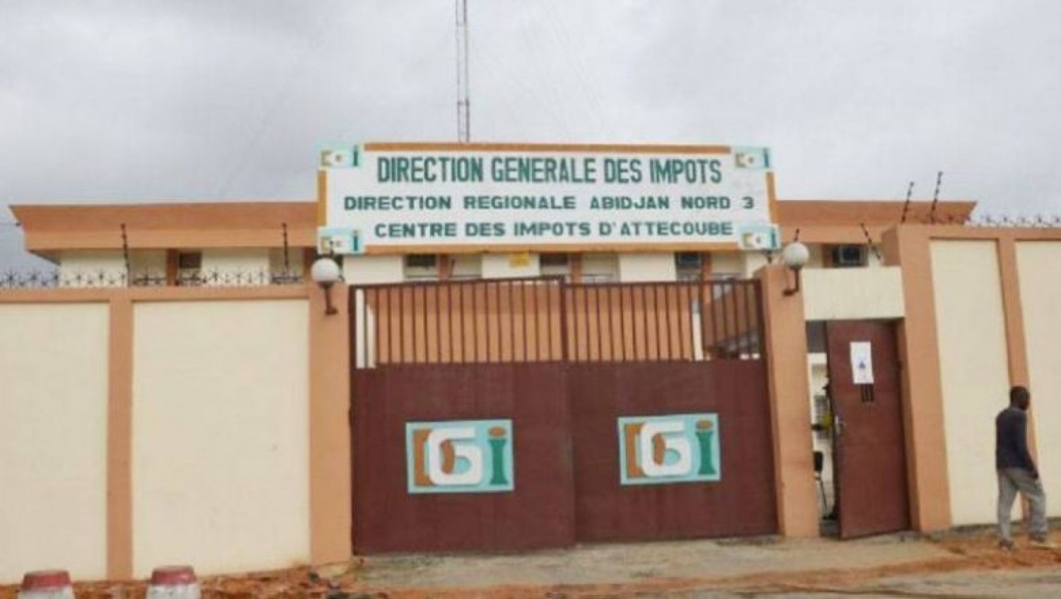 Côte d'Ivoire : Direction Générale des Impôts, un syndicat dénonce : « Les gens ne veulent pas aller à la retraite. C'est un gros problème »