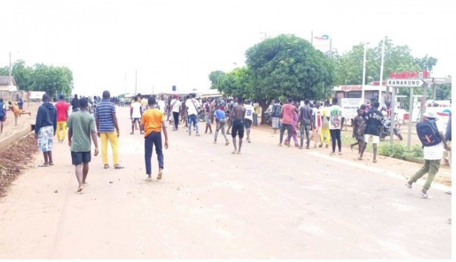 Côte d'Ivoire : Leur  collègue abattu par un policier, les chauffeurs de taxi-moto paralysent la ville de Tengrela
