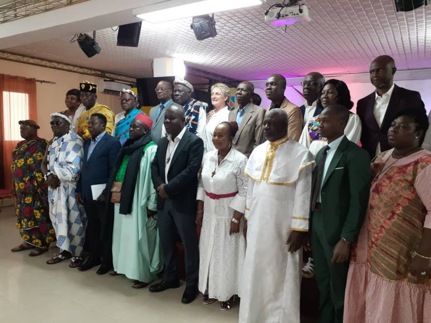 Côte d'Ivoire :   Locales 2023, les leaders croyant pour la paix organisent une prière interconfessionnelle pour des élections apaisées