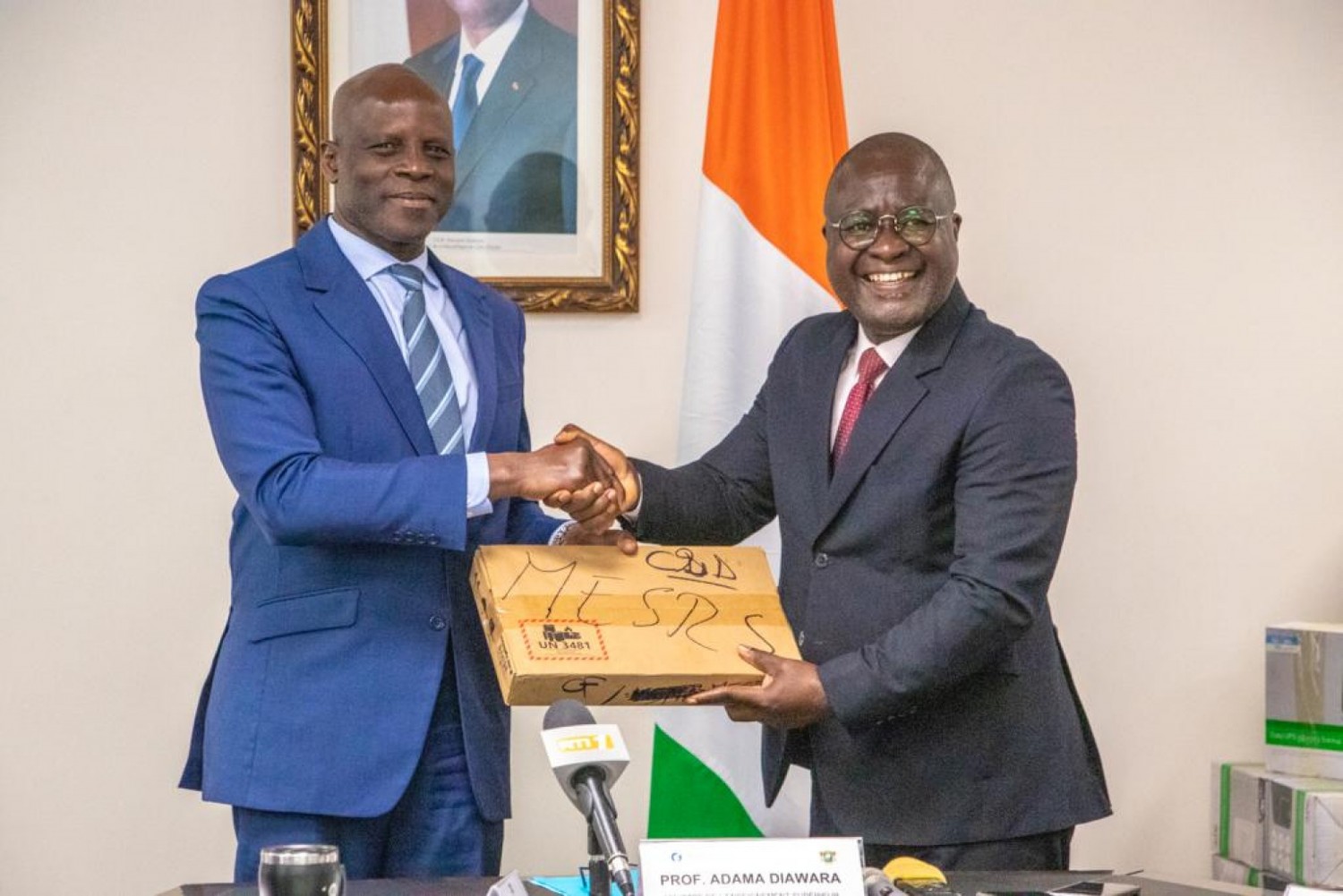 Côte d'Ivoire :   Le C2D dote le ministère de l'Enseignement supérieur d'équipements informatiques d'une valeur de plus de 55,5 millions
