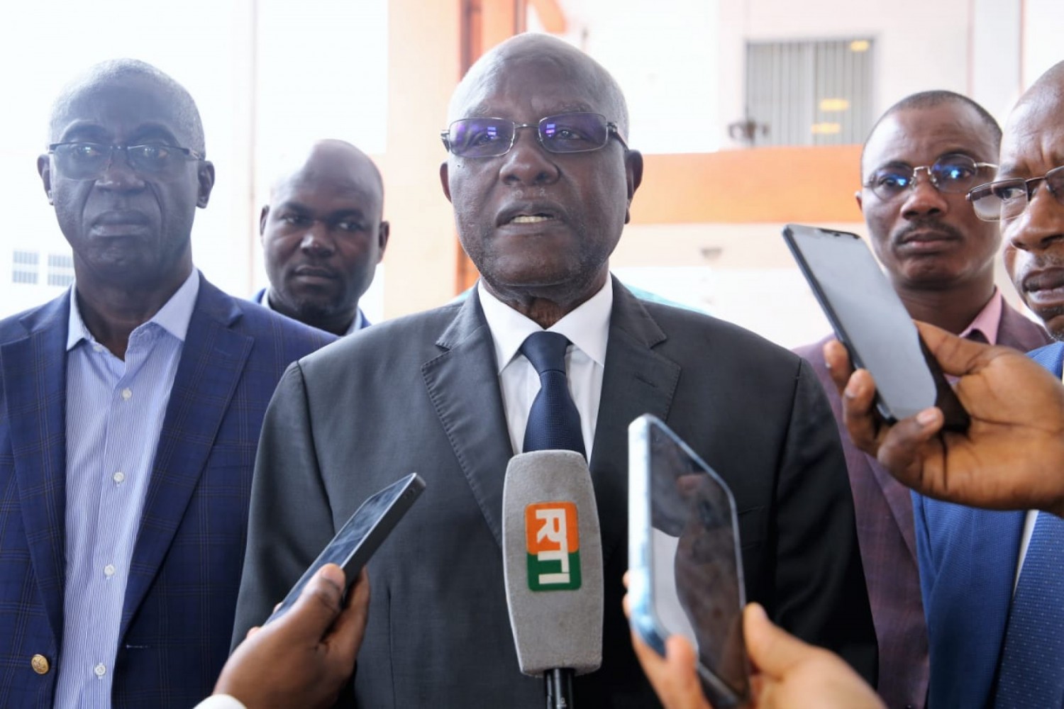 Côte d'Ivoire : Deuxième réunion du Conseil Municipal de Yopougon, le Maire Gilbert Kafana Koné prend d'importantes décisions