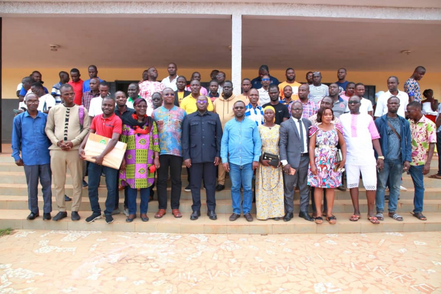 Côte d'Ivoire : Régionales 2023 dans l'Iffou chez Bédié, des enseignants promettent la victoire au candidat du RHDP JCK