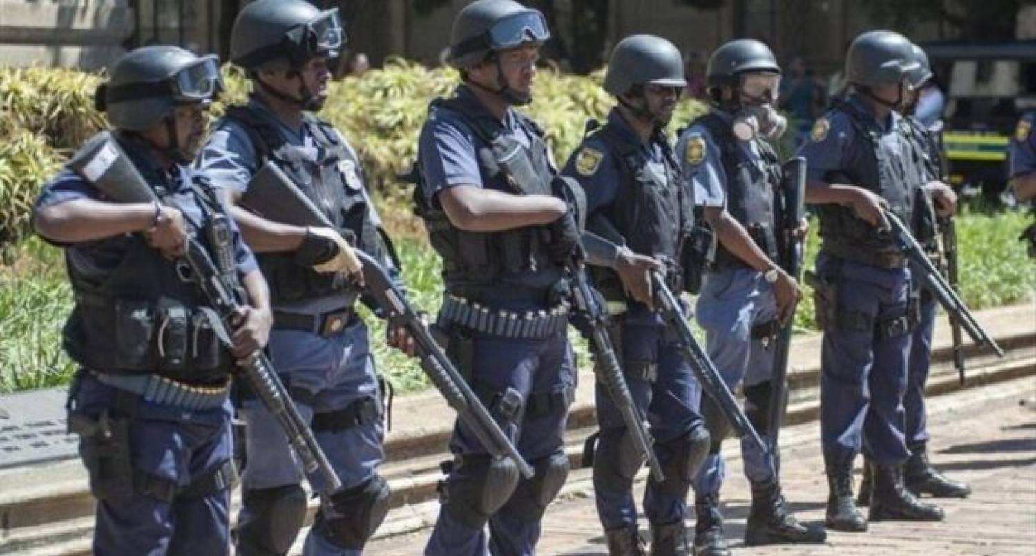 Sierra-Léone : Soupçonnés de préparer un «coup d'Etat», de hauts officiers de l'armée arrêtés