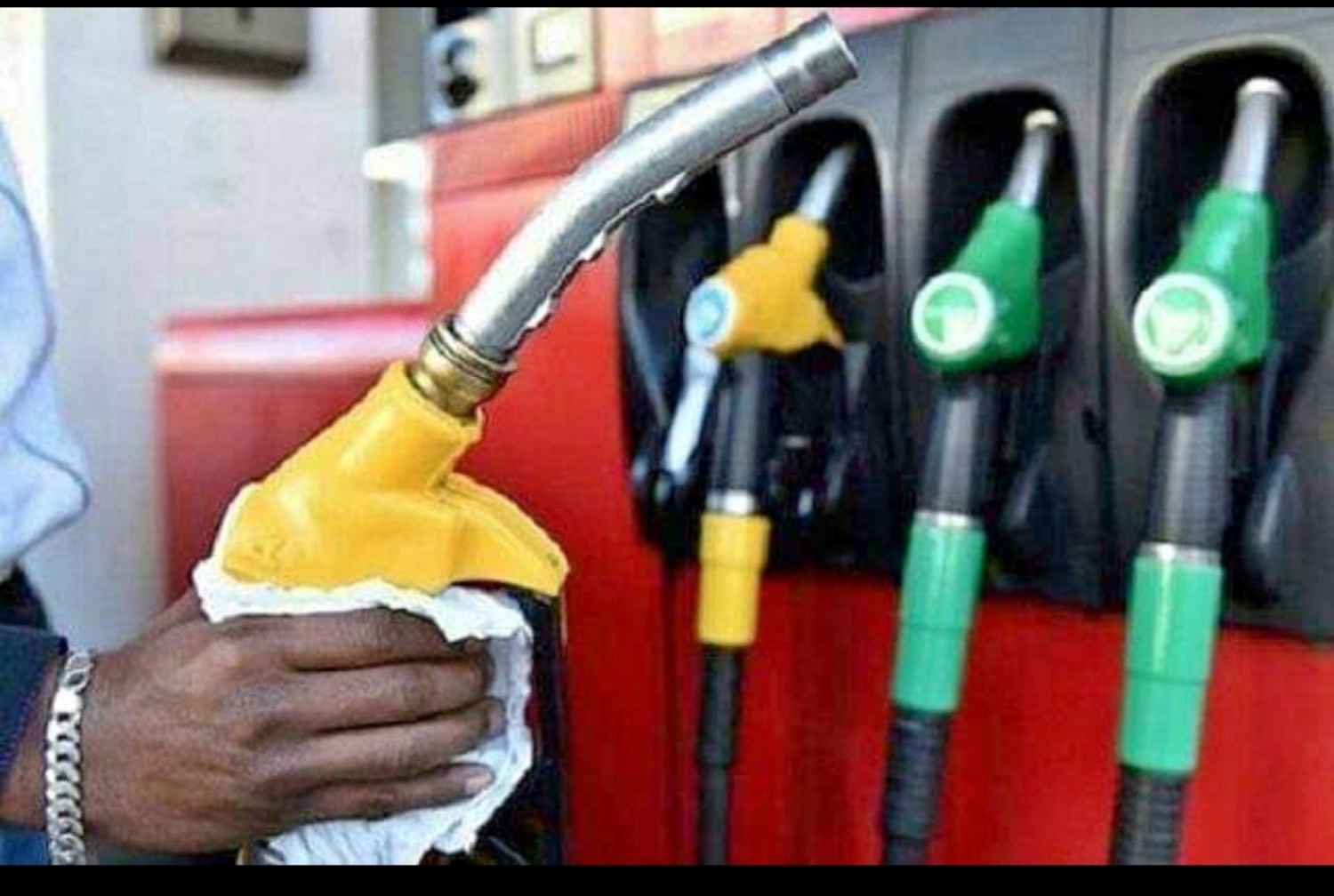 Burkina Faso : A Ouagadougou, 553 stations d'hydrocarbures sur 788 fonctionnent sans une autorisation d'ouverture