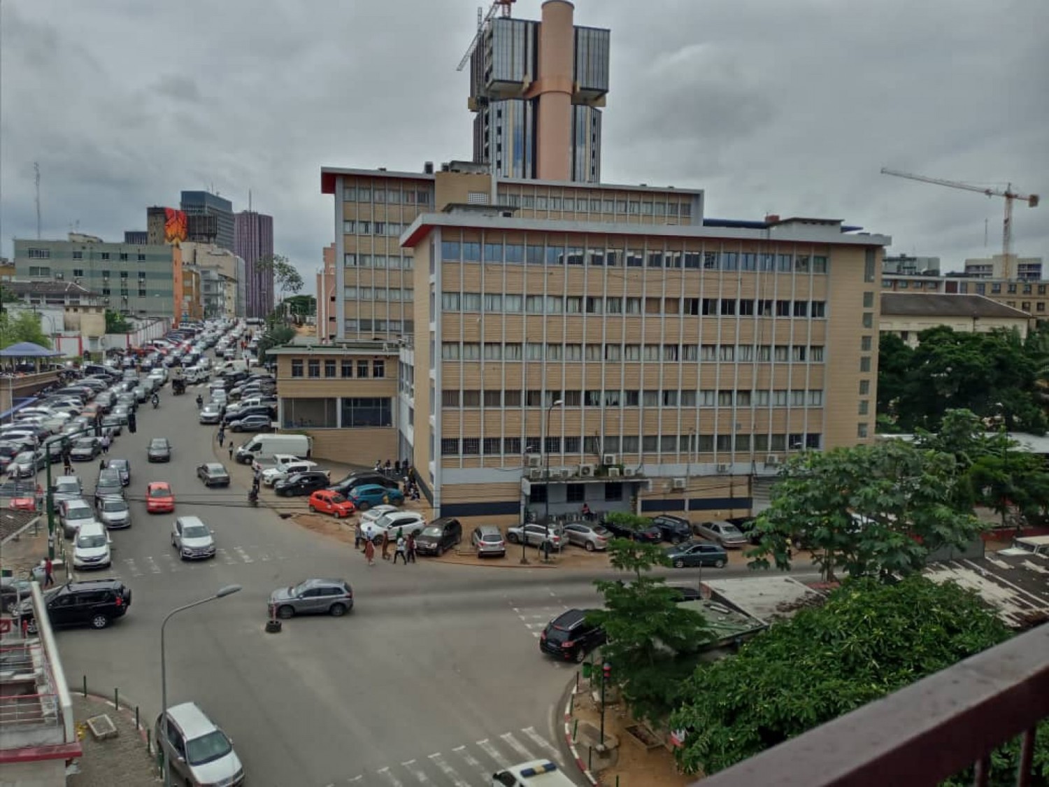 Côte d'Ivoire : Face aux difficultés  pour se faire enrôler à la Couverture Maladie Universelle, voici les nouveaux points  ouverts à Yopougon