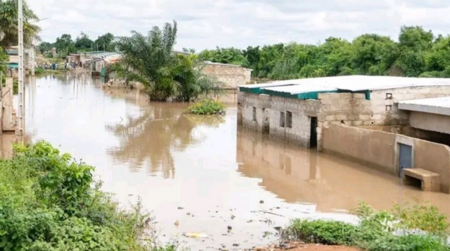 Côte d'Ivoire : Bouaké, Amadou Koné au chevet des sinistrés des pluies diluviennes de Koffikro