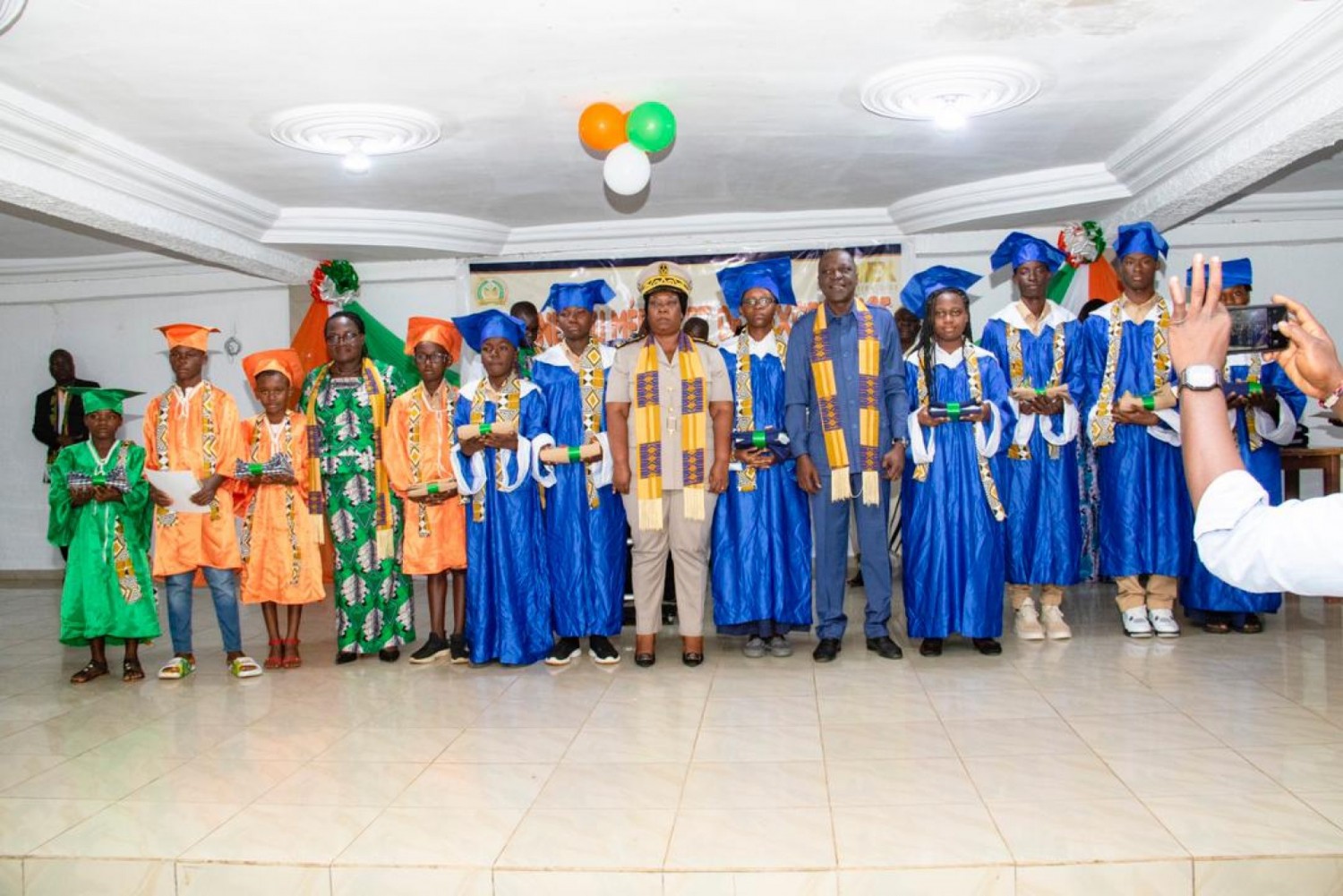 Côte d'Ivoire : Amadou Koné salué pour ses nombreuses actions en faveur de l'éducation dans le Gbêkê