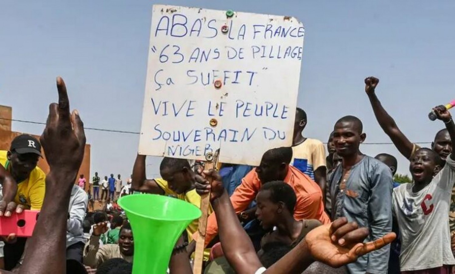 Niger : « A bas la France, 63 ans de pillage ça suffit », la rue à nouveau mobilisée pour réclamer le départ des forces françaises