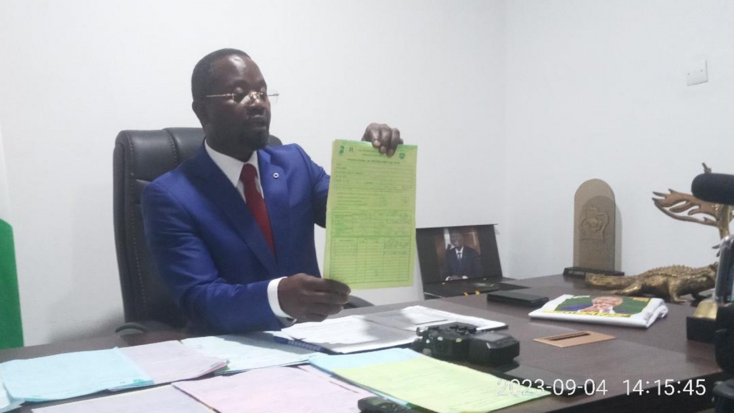 Côte d'Ivoire :   Régionales 2023 dans l'Agneby-Tiassa, un candidat indépendant conteste la victoire de Pierre Dimba N'gou, crie à la fraude et appelle la population au calme