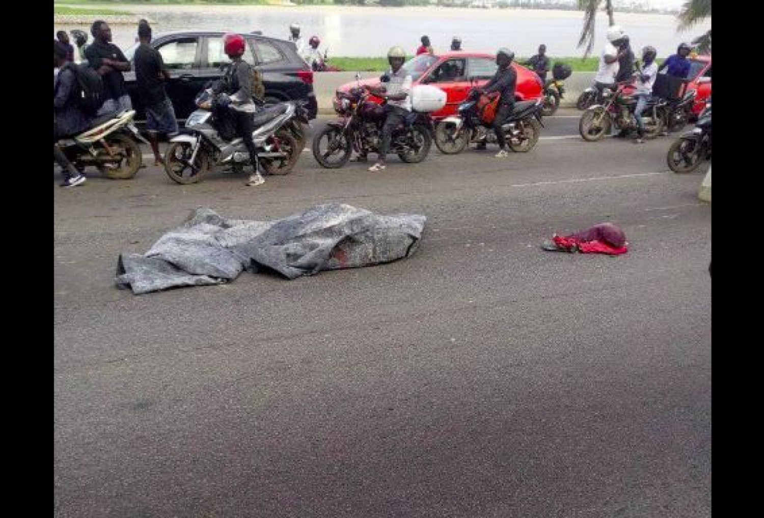 Côte d'Ivoire : Un livreur à moto tué par un gros camion au Plateau