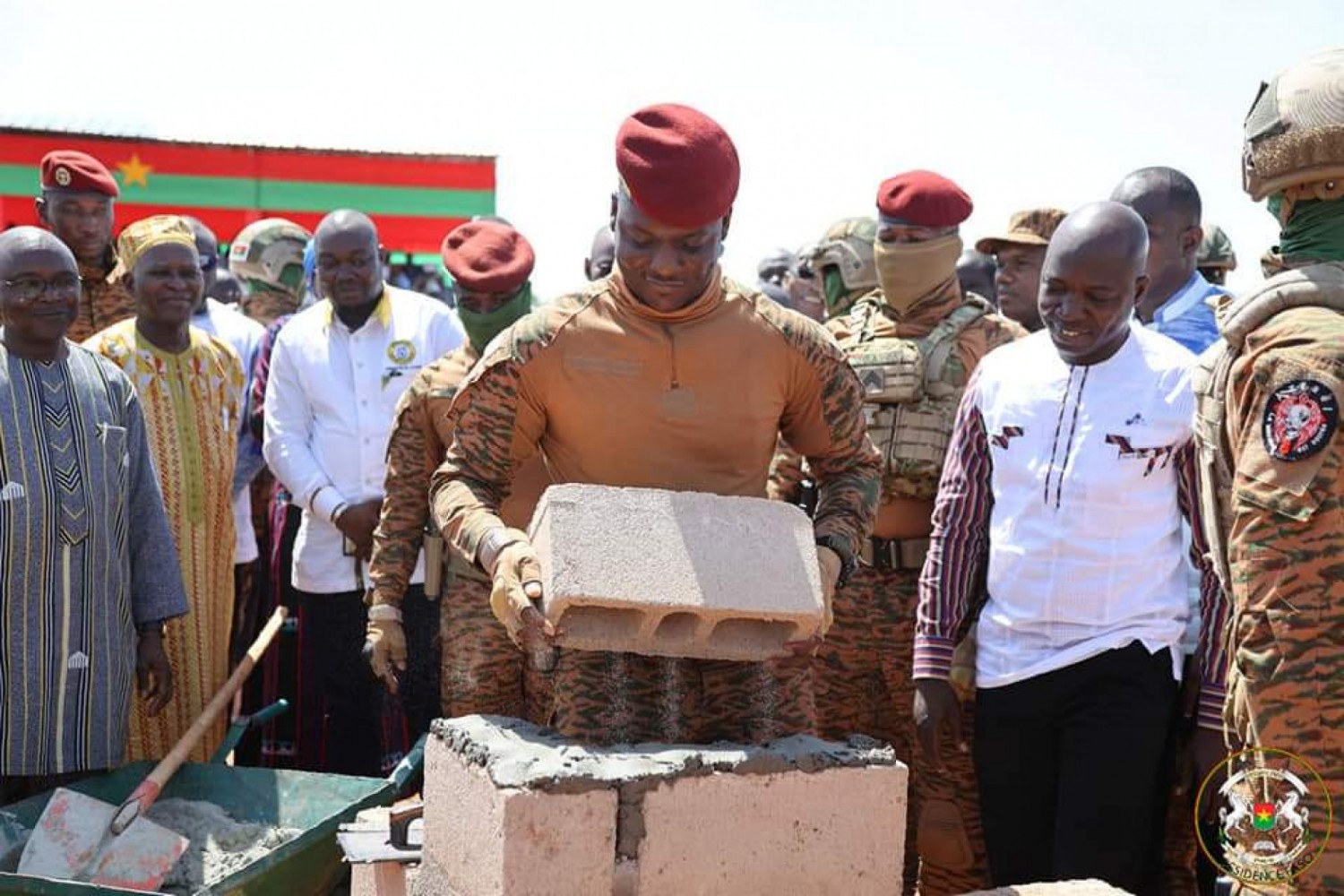 Burkina Faso : Le capitaine Traoré lance la construction d'une usine de transformation de tomate