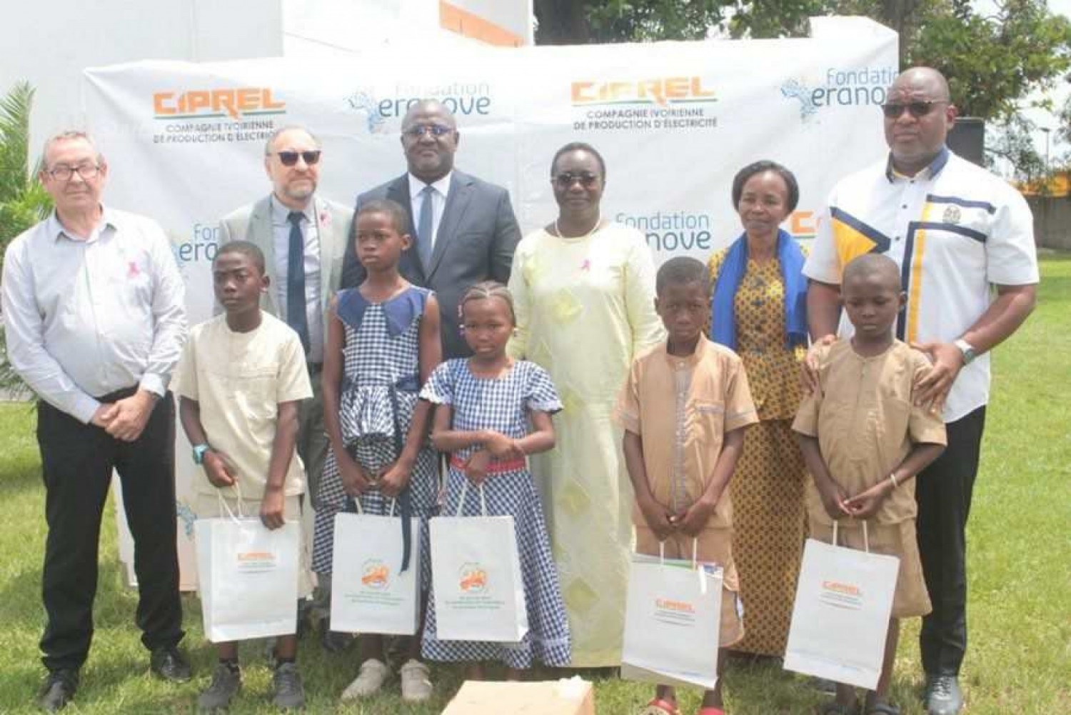 Côte d'Ivoire : Engagement envers la jeunesse, la Ciprel remet des kits scolaires plusieurs élèves des établissements de Vridi
