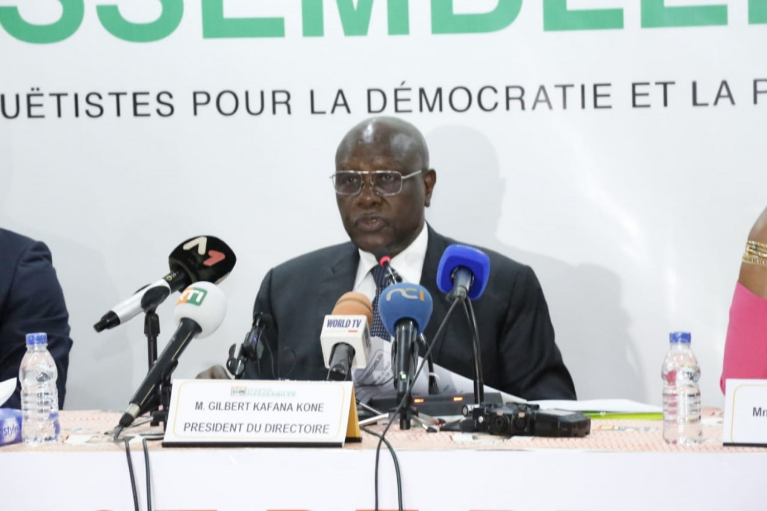 Côte d'Ivoire :    Alors qu'il sanctionne ses cadres « indisciplinés », le RHDP souhaite que son candidat à la mairie de San-Pedro cède sa place à une indépendante pour la reprise de l'élection