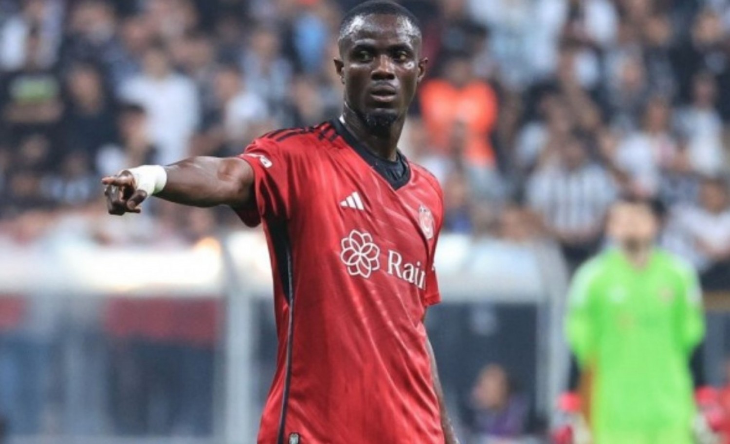 Côte d'Ivoire : En Turquie, Eric Bailly en vient aux mains avec un coéquipier et présente ses excuses