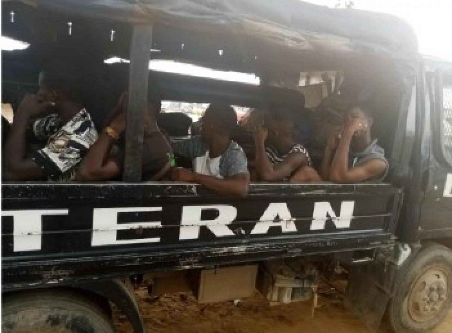 Côte d'Ivoire : Yopougon, des individus interpellés pour le prétendu droit de sol à la gare de Siporex