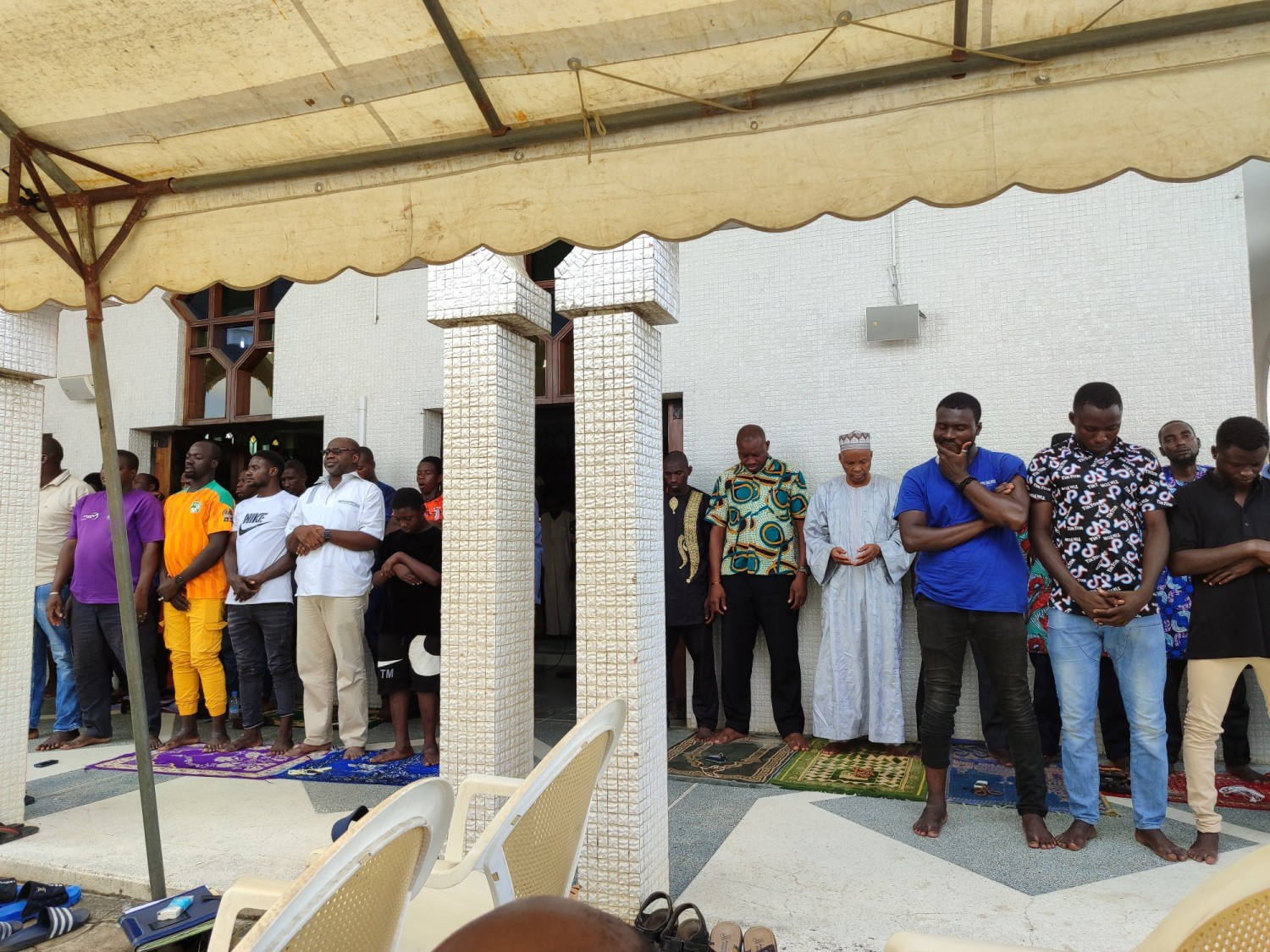 Côte d'Ivoire :    Sécurité Routière, le ministère des transports intensifie la sensibilisation dans les mosquées, l'imam de la grande mosquée de la Riviera Golf apporte sa contribution