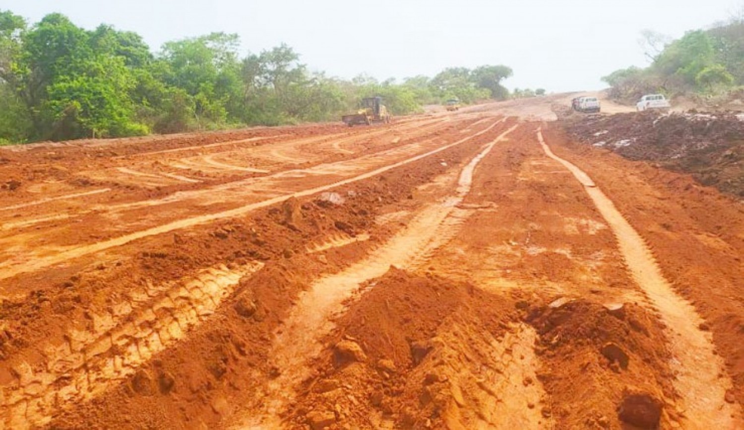Côte d'Ivoire : Travaux de reprofilage lourd et traitement de points critiques sur les routes primaires, comment une entreprise a voulu tromper la vigilance de l'AGEROUTE