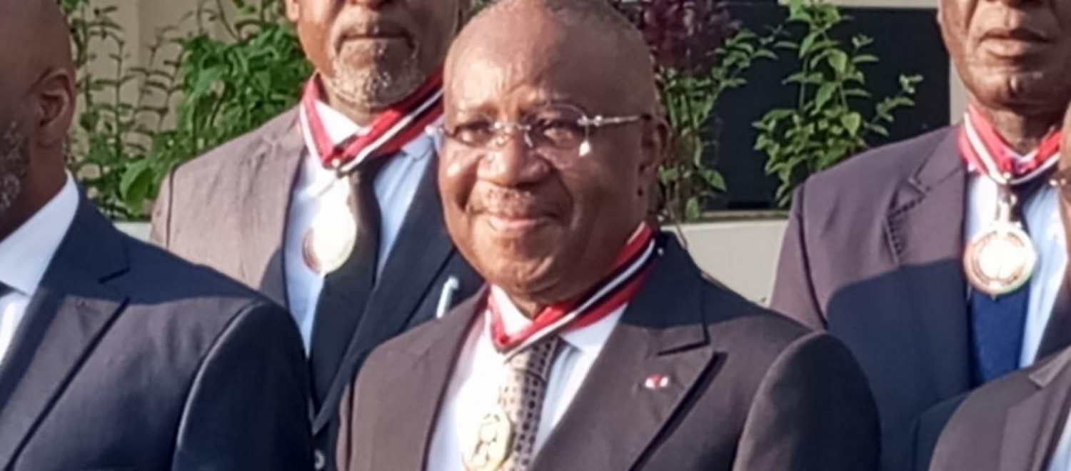 Côte d'Ivoire : Sansan Kambilé et 09 agents élevés au grade de commandeur de l'ordre du mérite de la justice