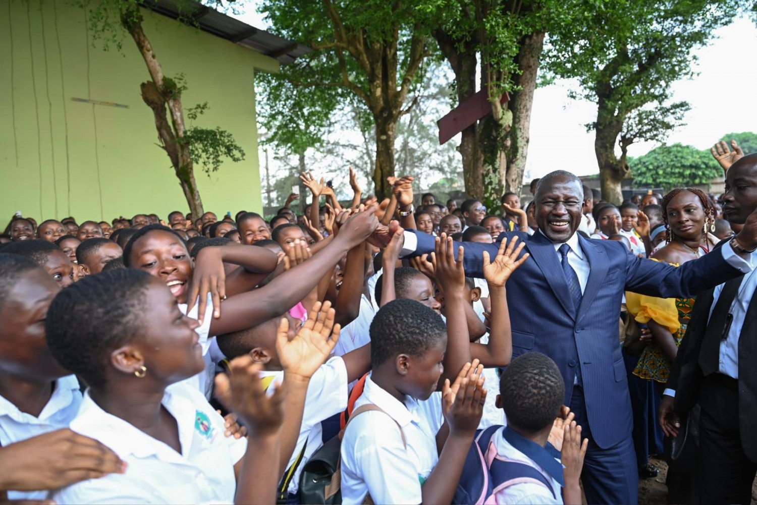 Côte d'Ivoire : Adama Bictogo aux élèves à Yopougon : « Vous devez être fiers d'être ivoiriens »