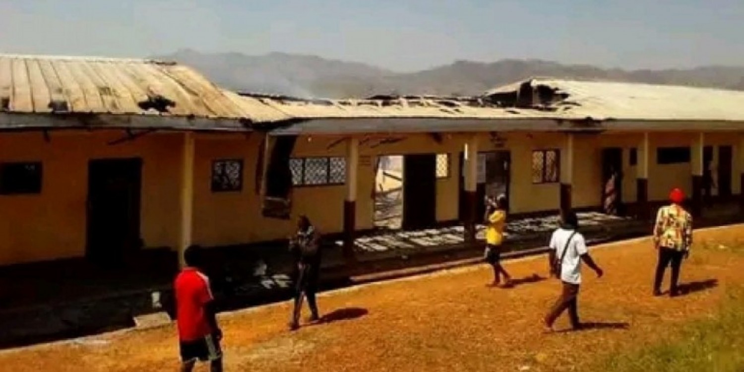 Cameroun : Huit élèves et deux enseignants brièvement retenus en otage dans le nord-ouest