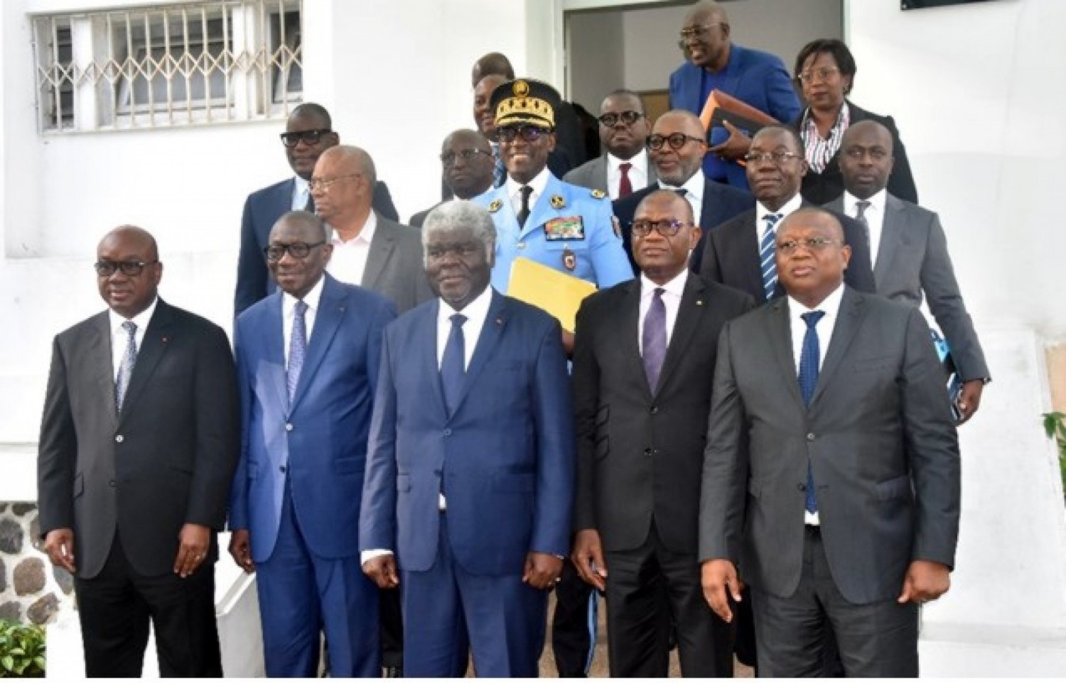 Côte d'Ivoire : A un mois de la CAN, des tensions seraient papables  entre le Premier Ministre Beugré Mambé et le COCAN, la raison évoquée