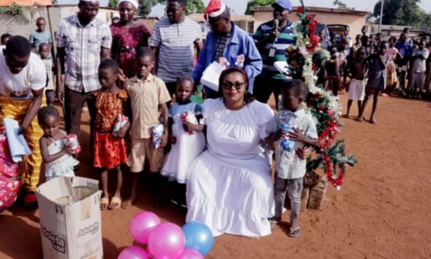 Côte d'Ivoire : Molonou (Tiébissou), la joie de Noël répandue avec la distribution de plus de 500 jouets aux enfants