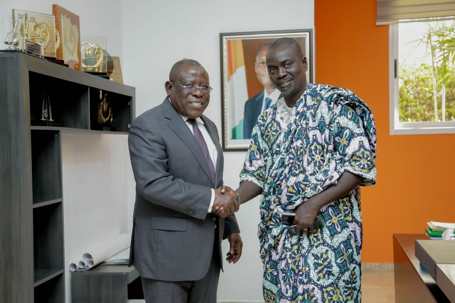 Côte d'Ivoire : Récusé par des Ebriés, le Ministre-Gouverneur Cissé Bacongo va rencontrer tous les chefs Atchans